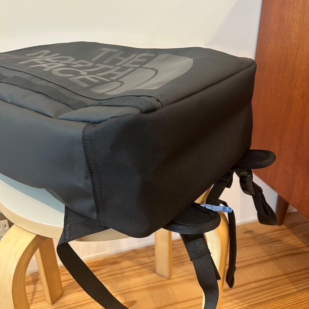 THE NORTH FACE ヒューズボックス キッズリュック 21Lブラック