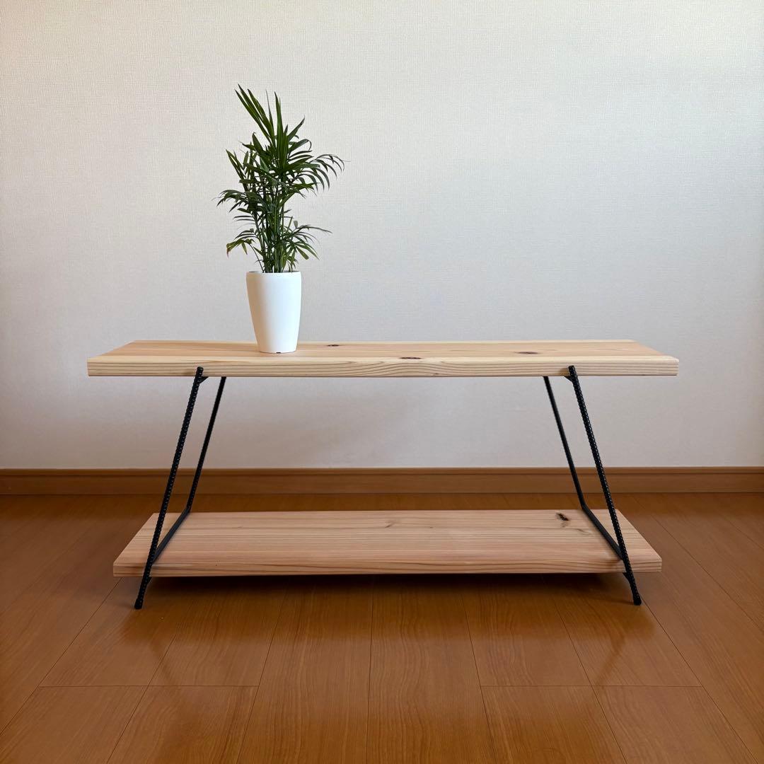 無垢板　アイアンシェルフ　イベント什器　テキーラレッグ　飾り棚　オープンシェルフ