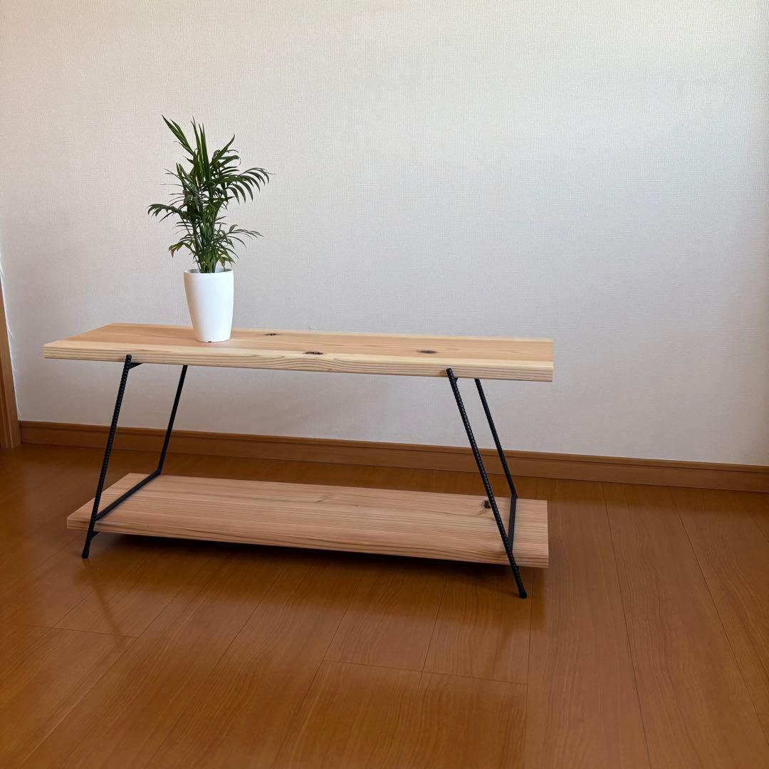 無垢板　アイアンシェルフ　イベント什器　テキーラレッグ　飾り棚　オープンシェルフ