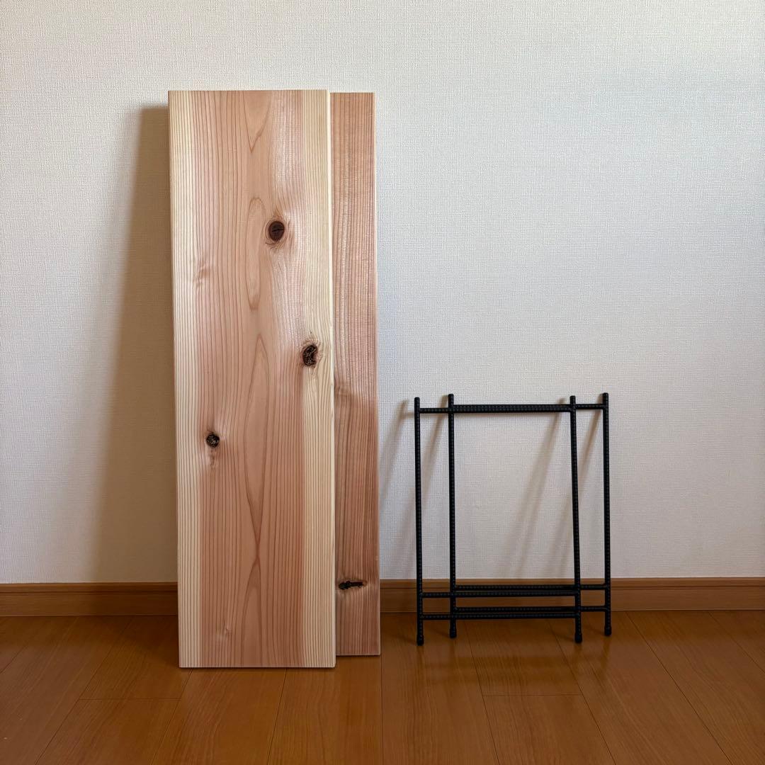 無垢板　アイアンシェルフ　イベント什器　テキーラレッグ　飾り棚　オープンシェルフ