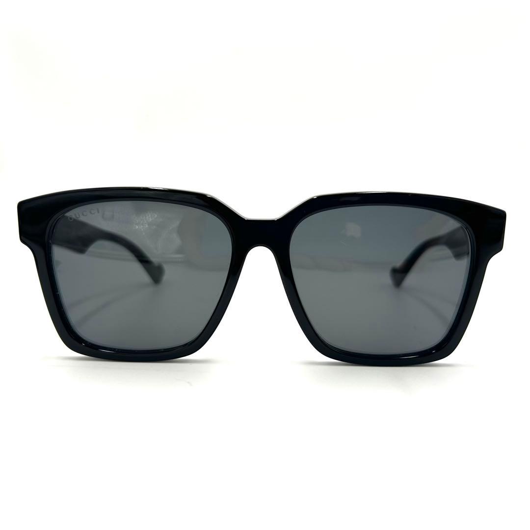 美品 GUCCI グッチ サングラス GG0965SA ブラック ロゴ