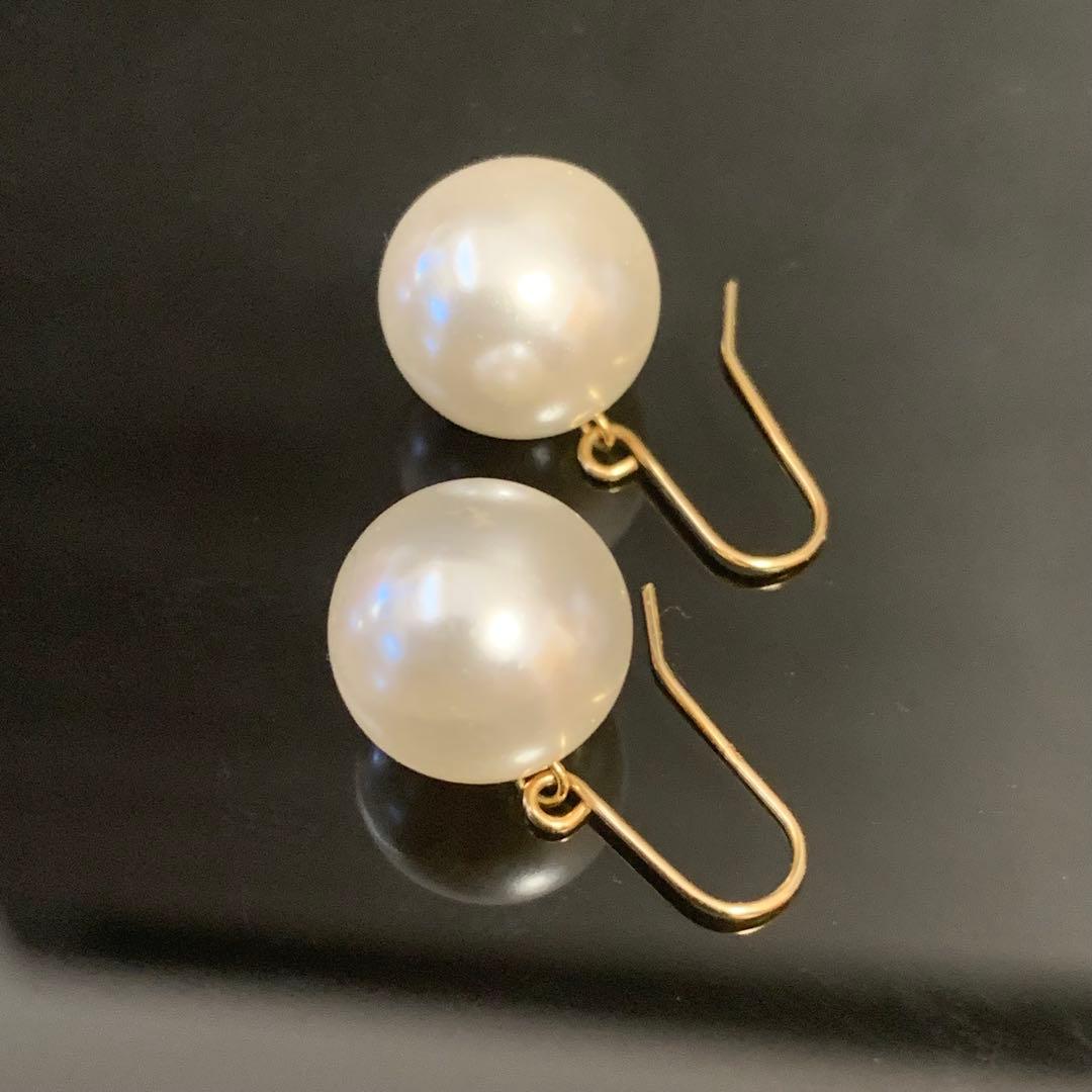 ウ*ー様 《美品！！》⭐︎K18本真珠フックピアス 刻印あり ホワイトパール9.