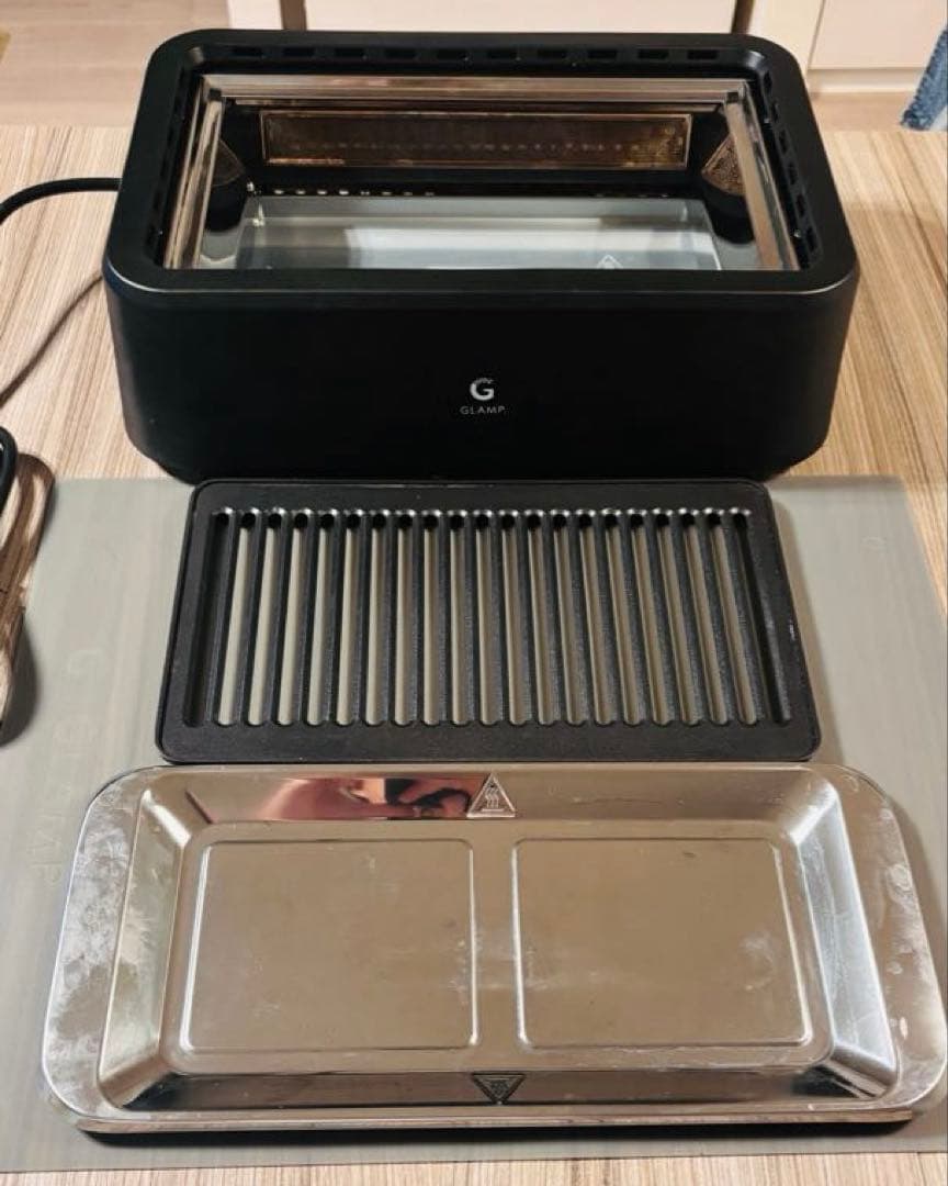 【超美品:1回使用のみ】超少煙グリル GLAMP （グランプ）とシリコンマット