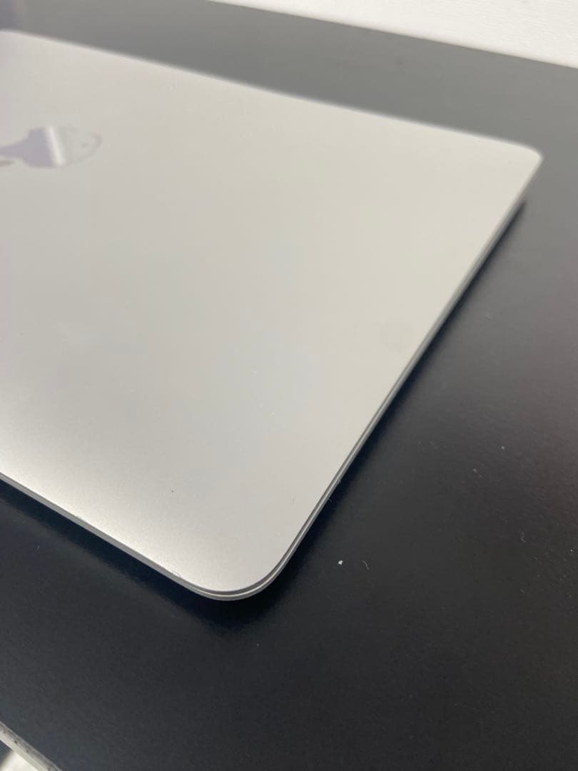 Apple MacBook 13インチ シルバー