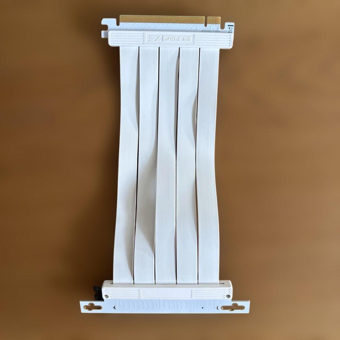 グラフィックボード・グラボ・ビデオカード ASUS ROG Strix RTX2070/X570F/Ryzen93900X