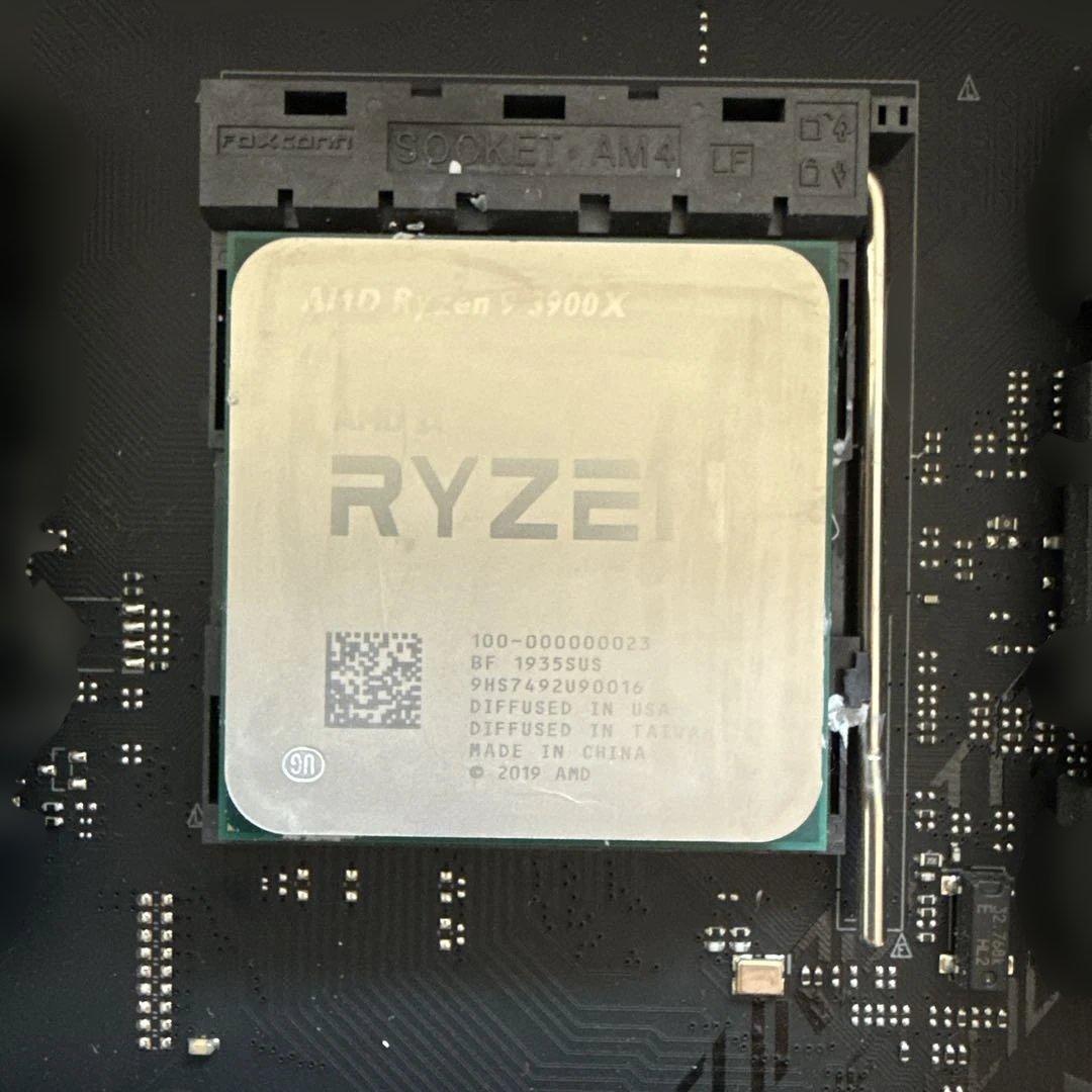 グラフィックボード・グラボ・ビデオカード ASUS ROG Strix RTX2070/X570F/Ryzen93900X