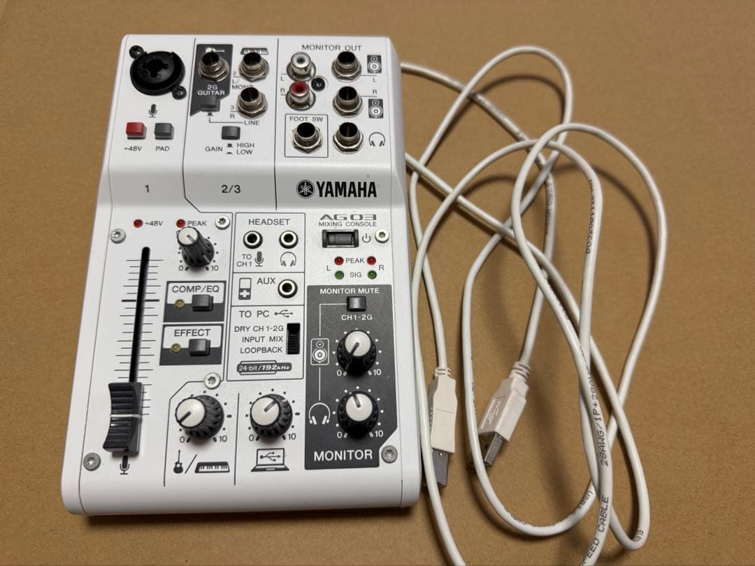 AG03 オーディオインターフェース