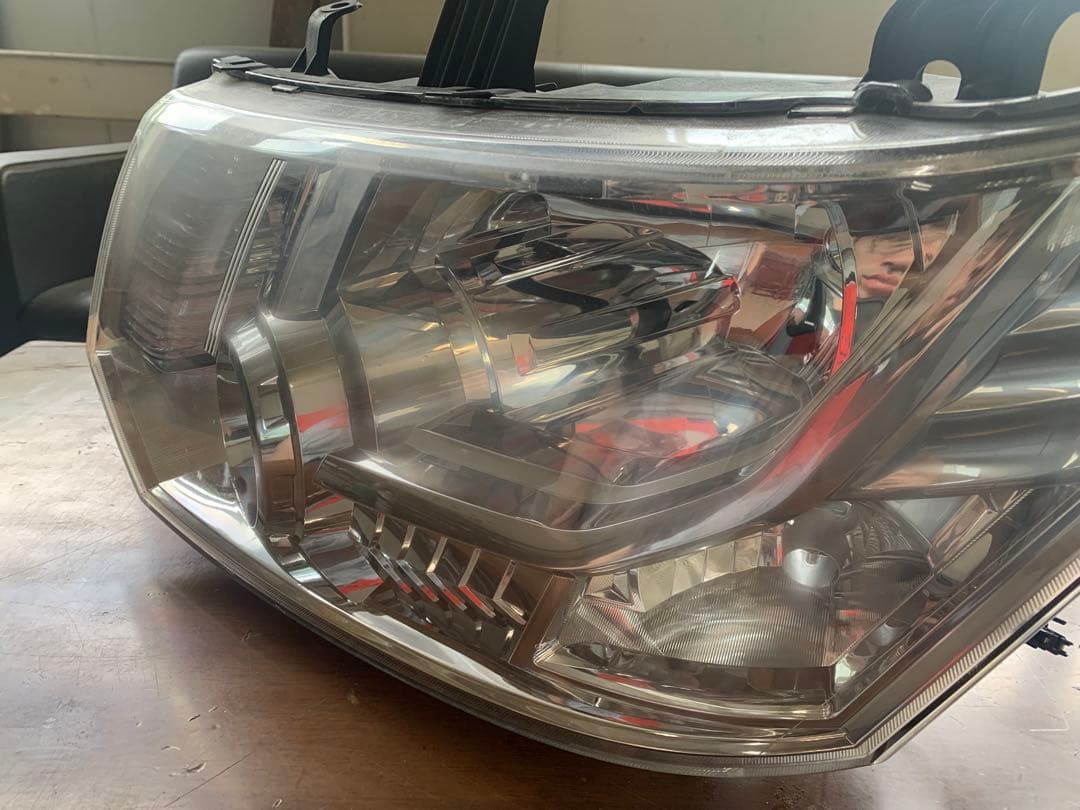 平成27年式デリカD5 CV1W ヘッドライト 2個セット