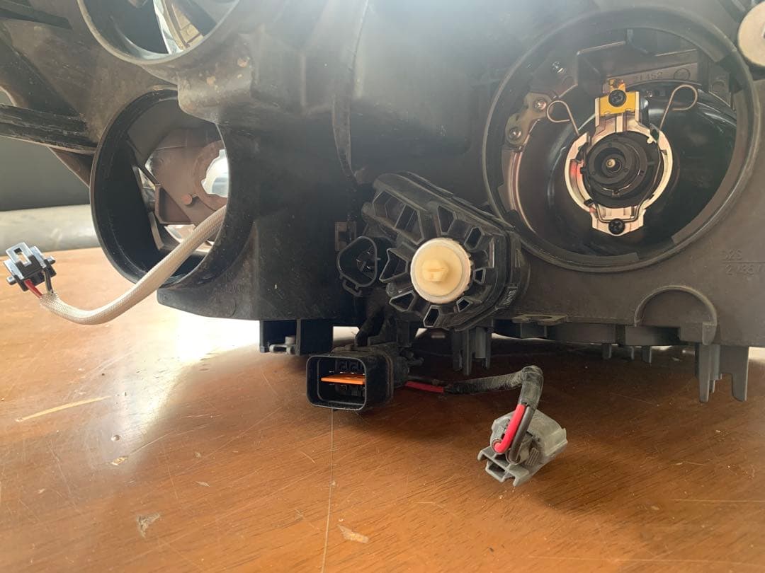 平成27年式デリカD5 CV1W ヘッドライト 2個セット