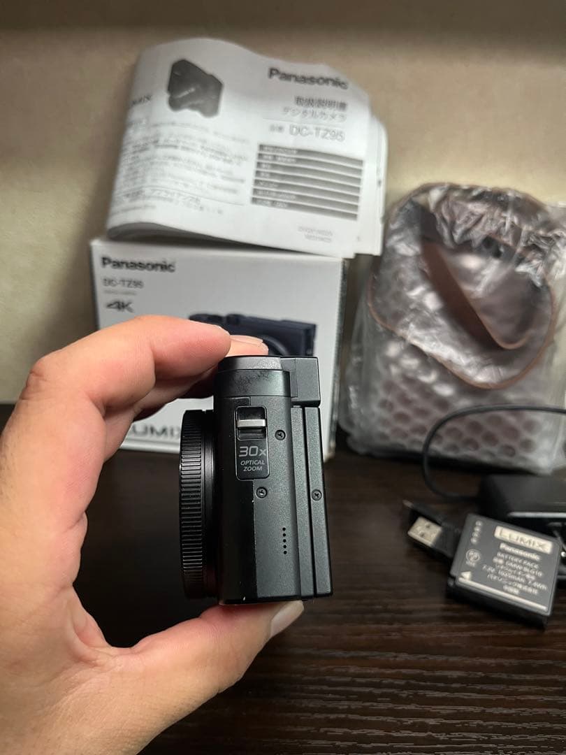 Panasonic DC-TZ95 ケース付き　4K撮影！！