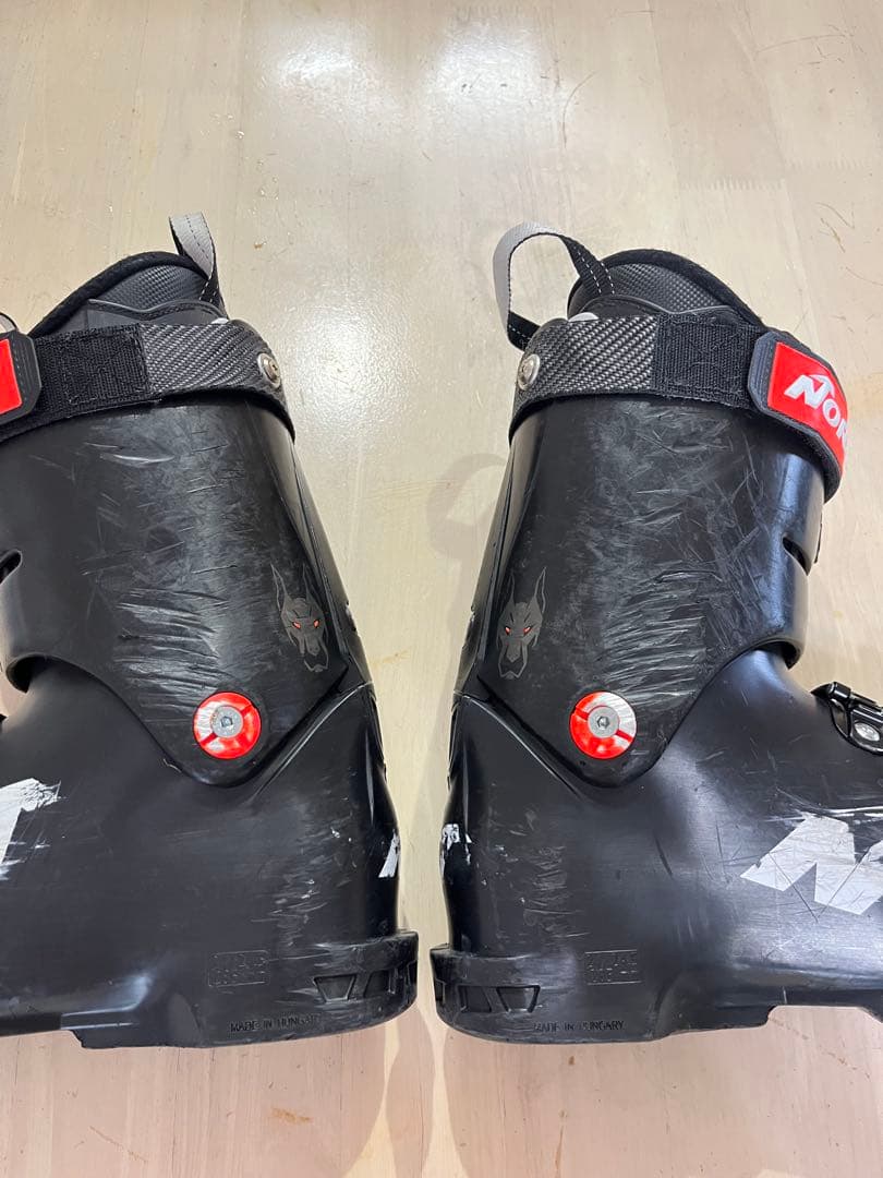 Nordica Dobermann GP 70 スキーブーツ24〜24.5センチ