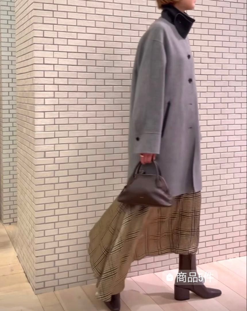 今期25冬新作未使用タグ付きデプレコートDESPRESトゥモローランド