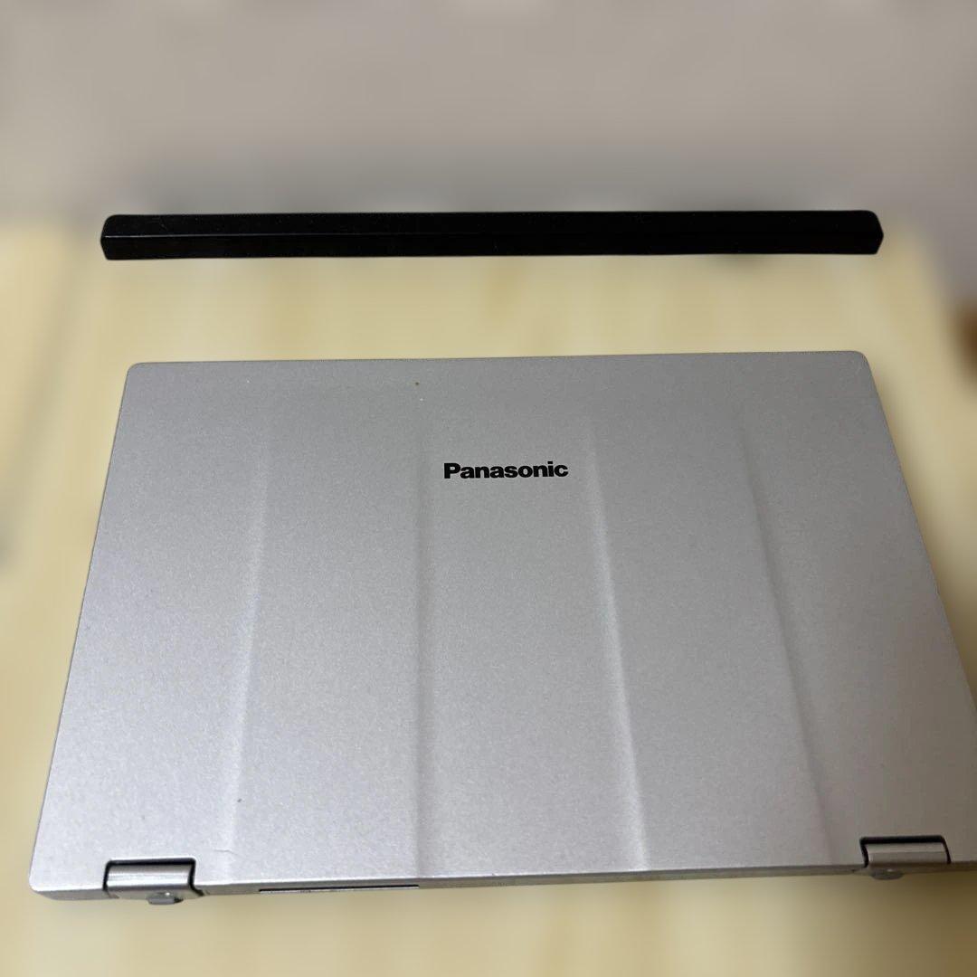 r*o様 Let's note CF-AX3