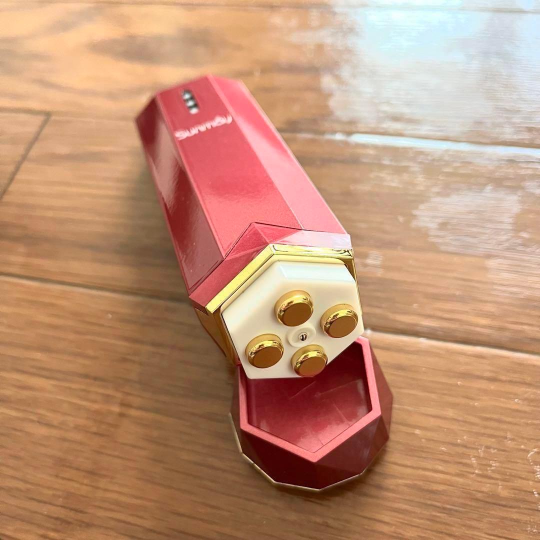 ☘️美顔器　微電流搭載　超音波振動　毛穴ケア　多機能　USB充電式　美肌　洗顔