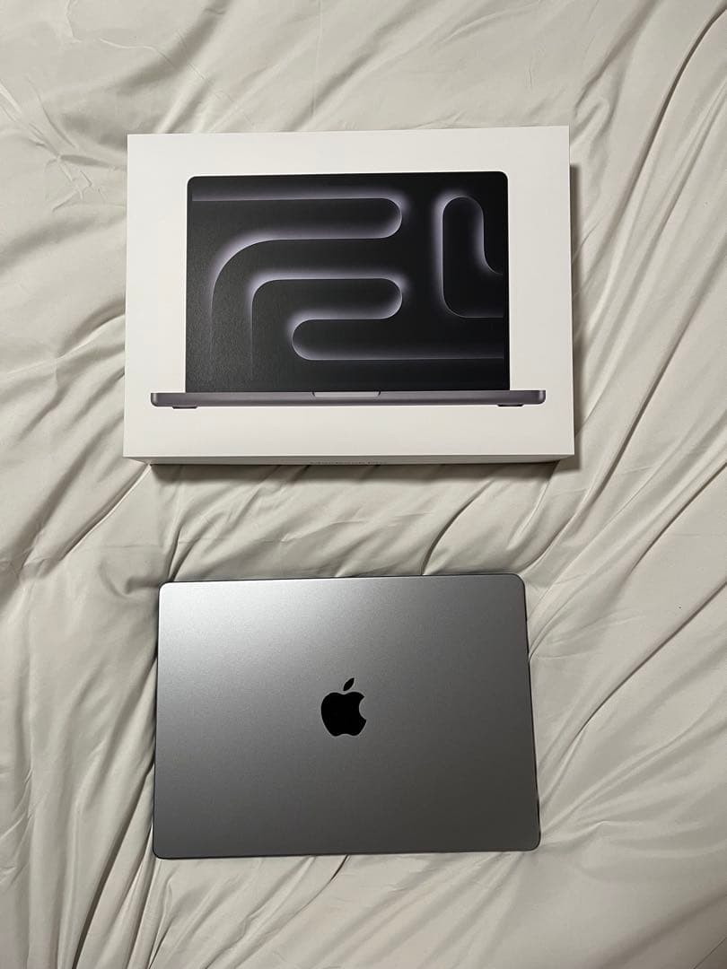 Apple MacBook Pro 14インチ 16GB 1TB SSD