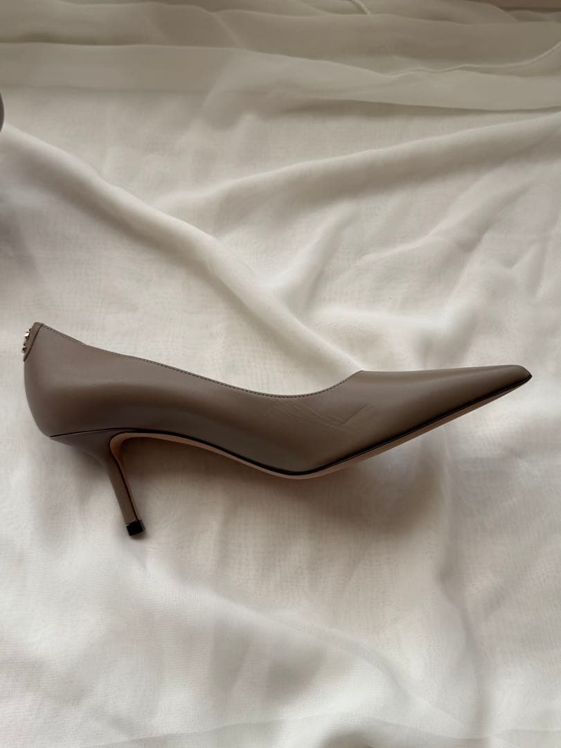 ジミーチュウ ハイヒール レザー パンプス ベージュ