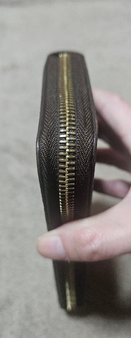 ルイヴィトンモノグラムジッピーウォレット