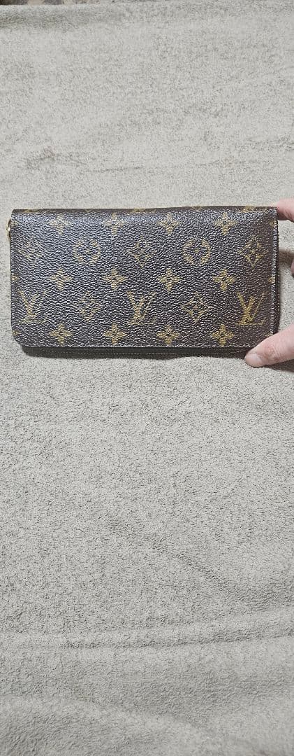 ルイヴィトンモノグラムジッピーウォレット