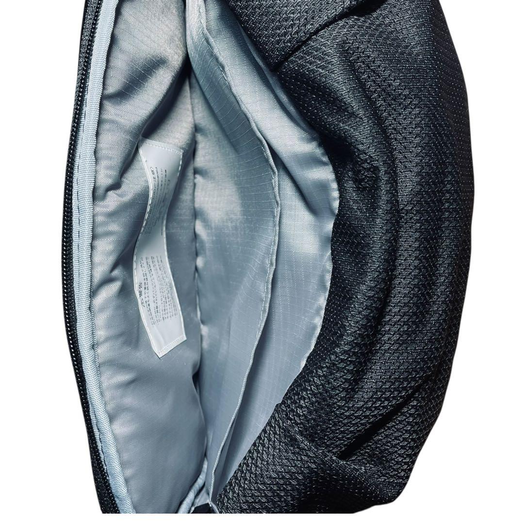 【極美品】POMULU 2WAY ヒップシート 抱っこ補助バッグ 黒