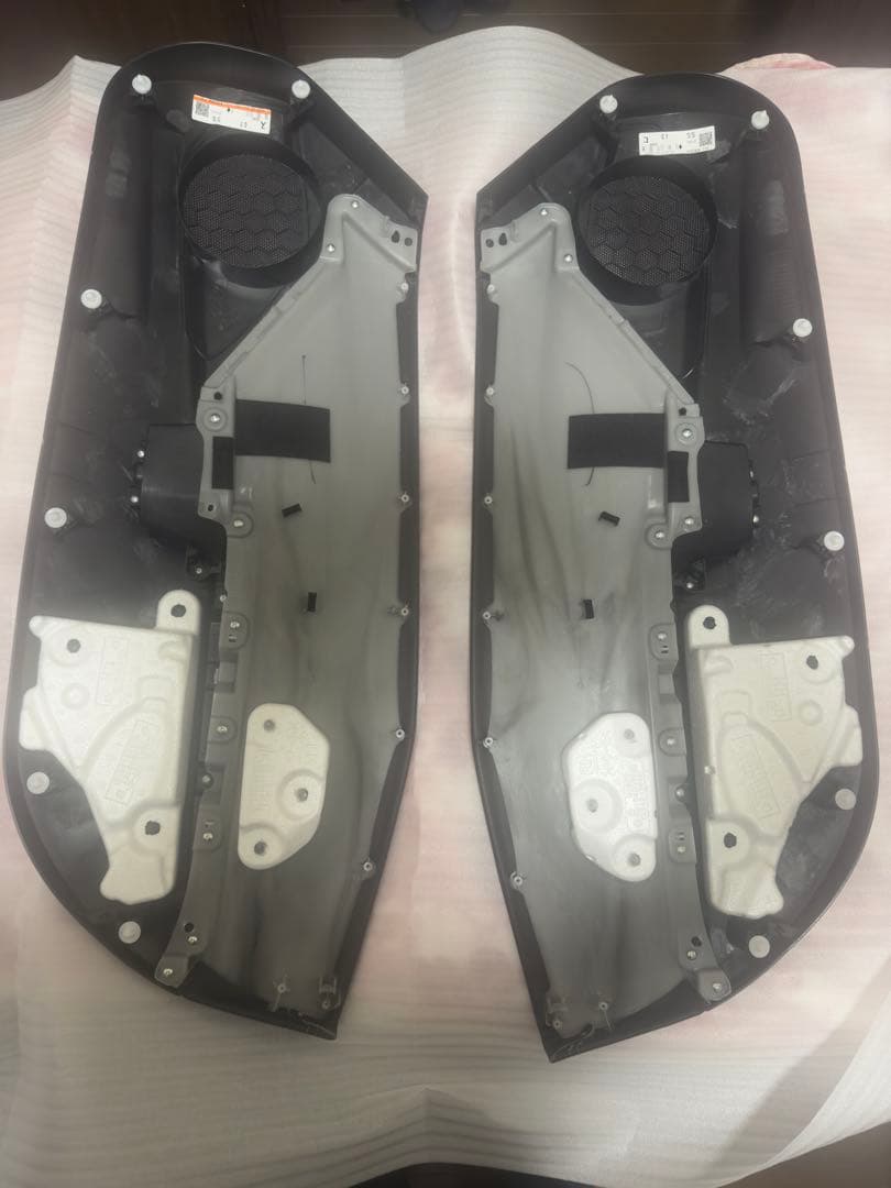 ndロードスター ドアトリム左右（白スティッチ）