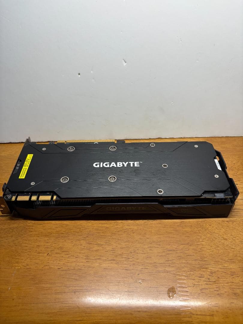 GIGABYTE GTX1070 グラフィックボード 3ファン