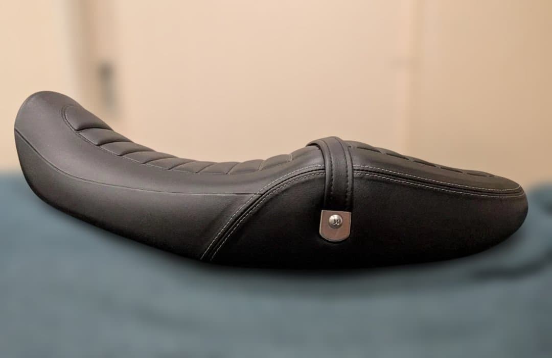 Z900RS 2023年式(8BL) 純正シート ブラック