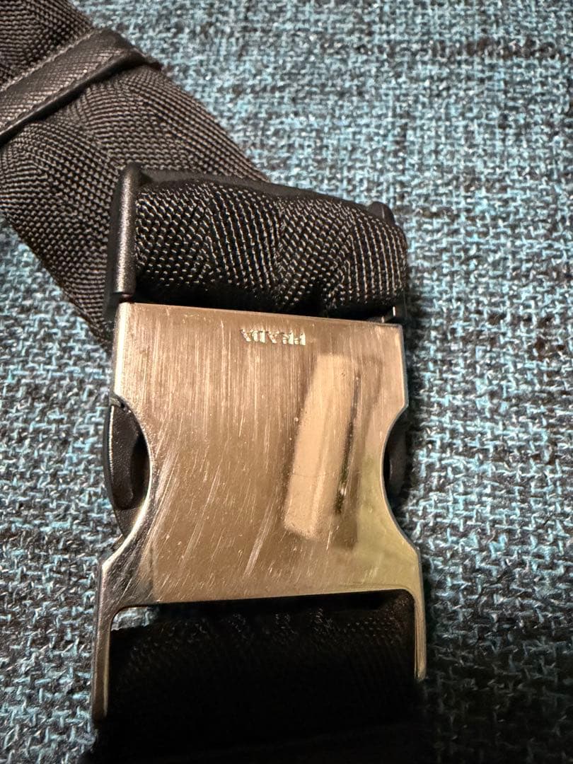 prada ショルダーバック