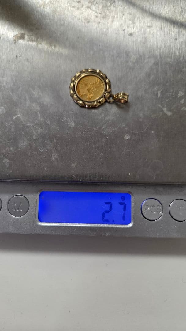 純金ペンダントトップ k24 24金 純金 1/25oz 18金枠 k18