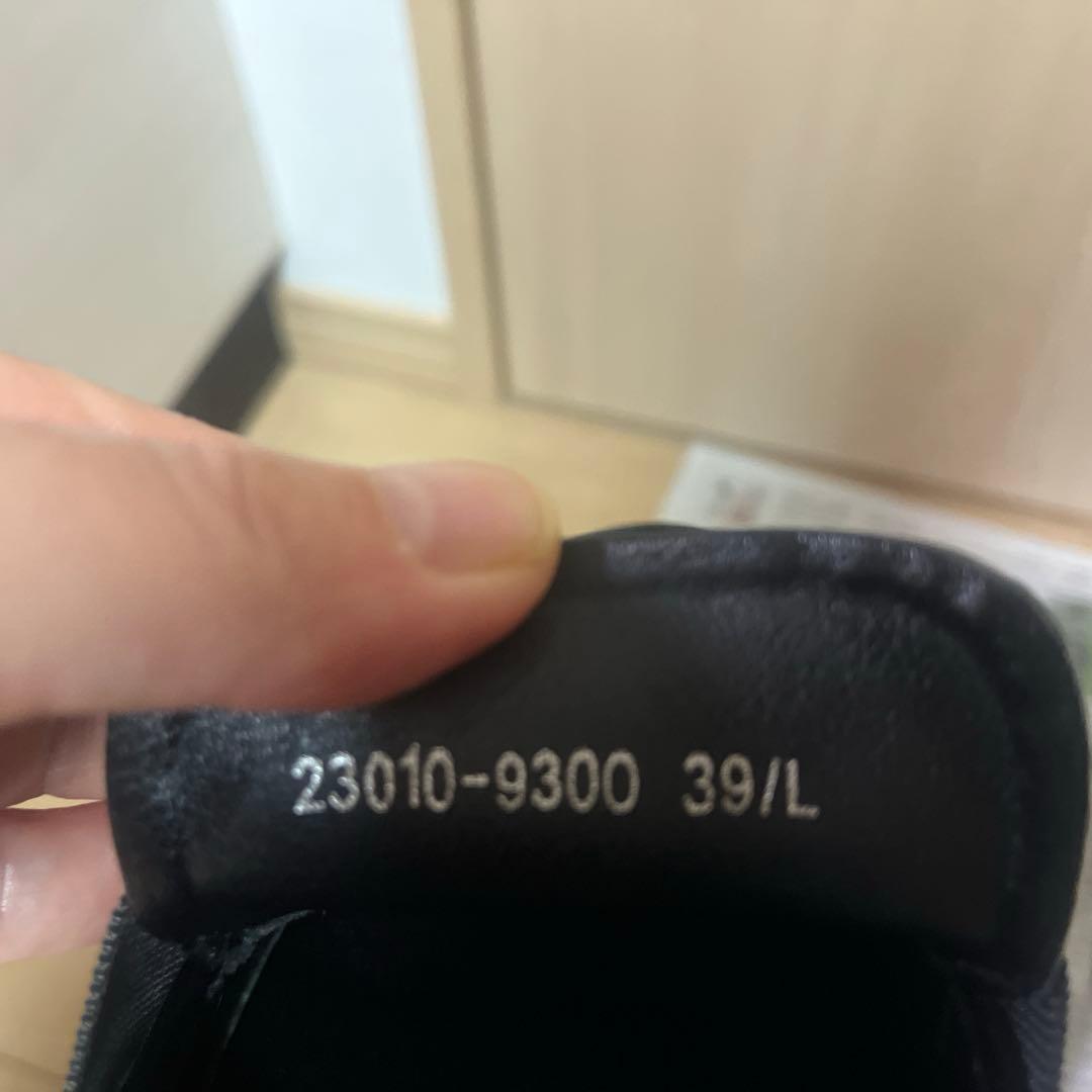 ドノバンアキロン　レザー ローファー パール♩Lサイズ