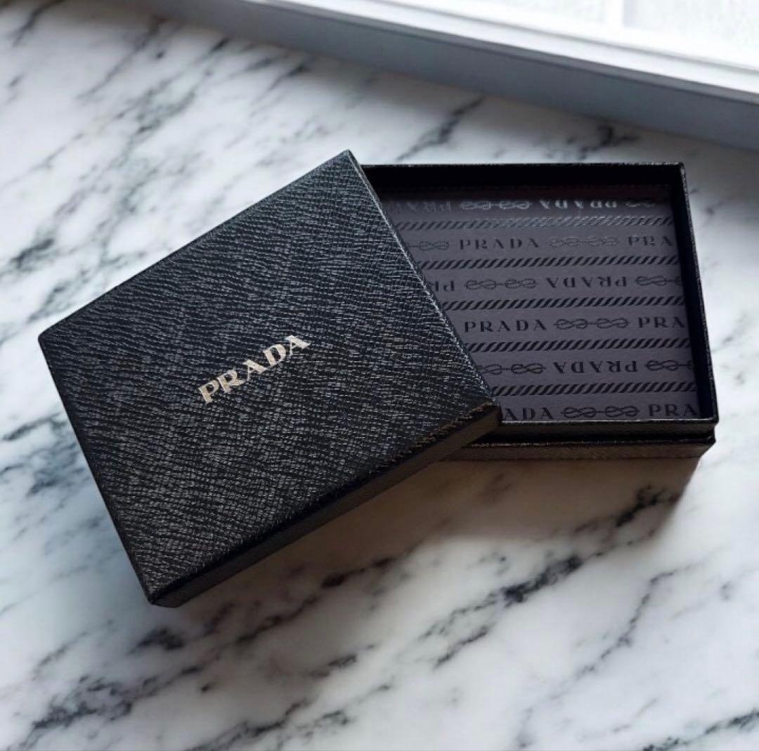 PRADA 【マネークリップ】