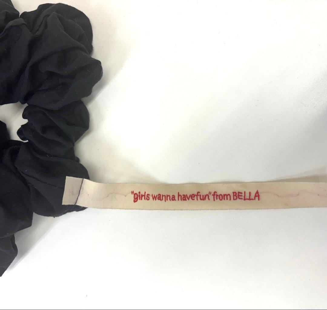 BELLA ベラ黒 シュシュ