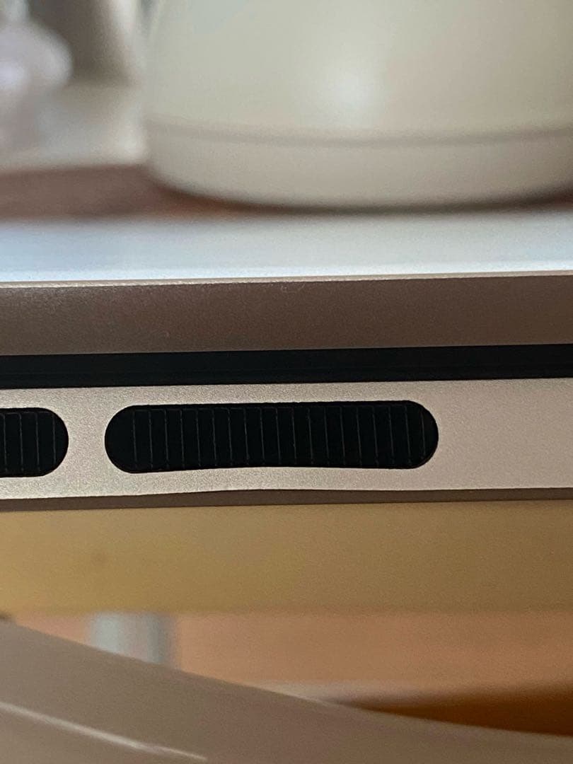 Windowsノート本体 Dell Inspiron 14 2-in-1 (7420) 32GB