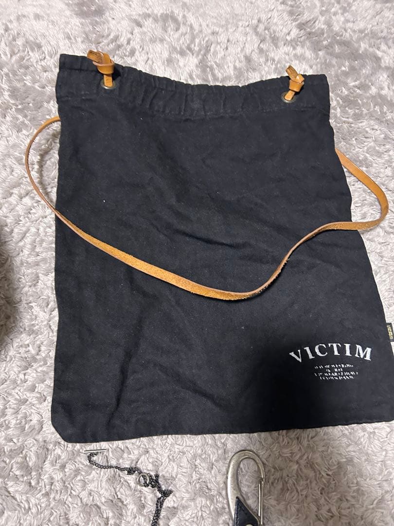 victim メッセンジャーバッグ　ショルダー　ネックレス　ヘアバンド　セット