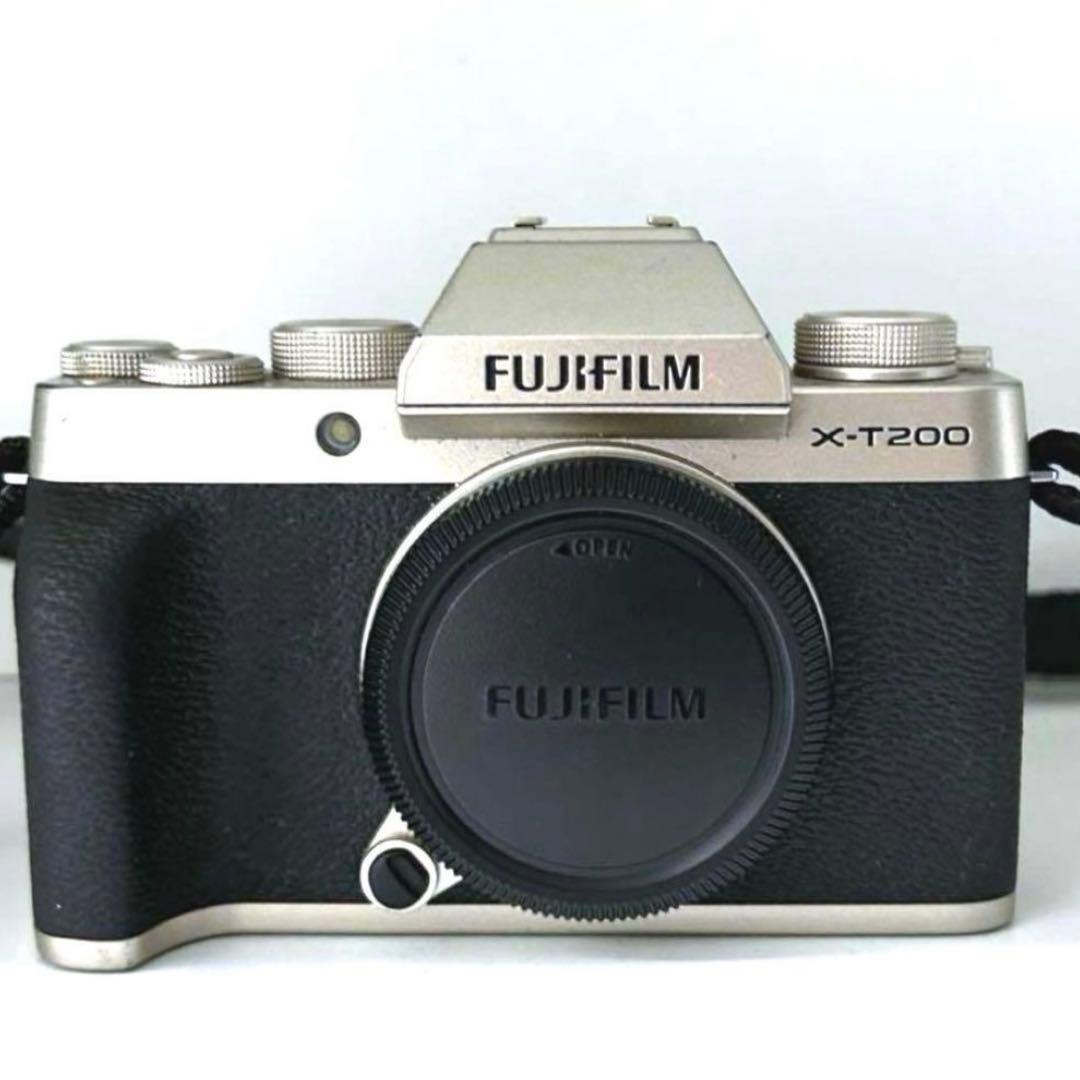 訳有値引】Fujifilm X-T200 ミラーレスカメラ　富士フイルム