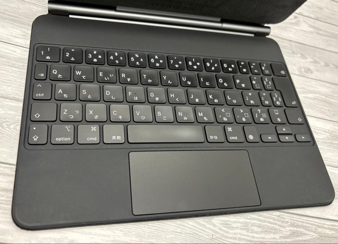 iPad Pro M2 11インチ 256GBとMagic Keyboard