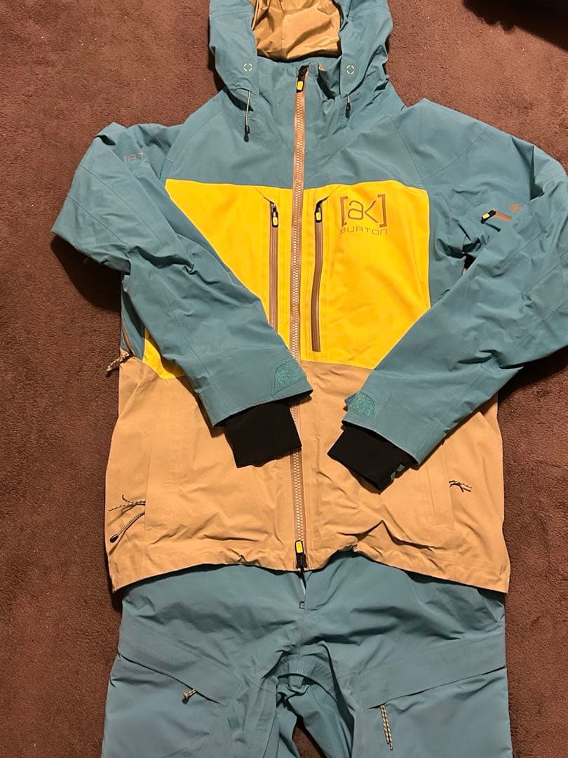 Burton ak スノーボードウェア 上下セット