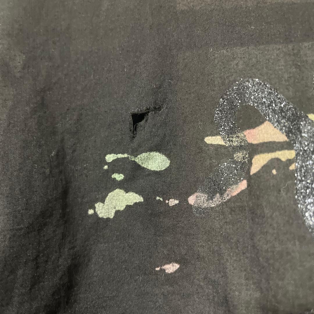 訳ありkmrii ブラック グラフィックプリント シャツ　サイズ3 背中に傷あり