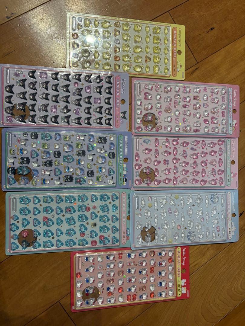 サンリオミニ　ボンボンドロップシール　８枚