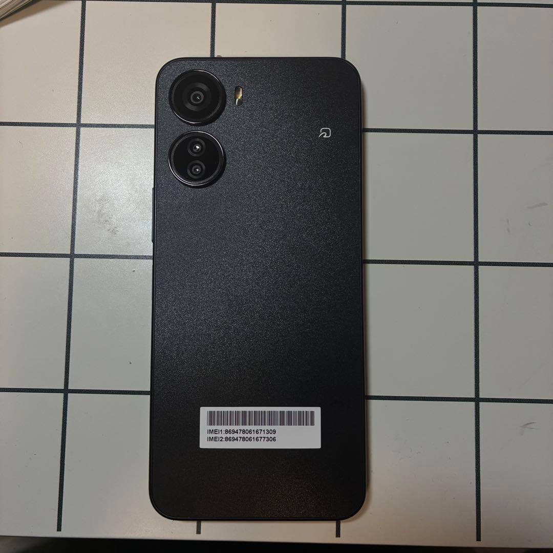 スマホ　Android Libero 5G IV ホワイト 本体　新品未使用