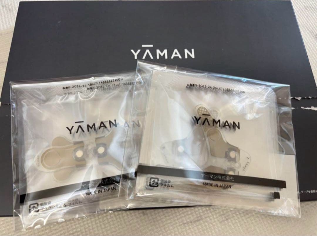 ヤーマンデザインリフトモア　ストレッチフィットシート　目元•口元3セット