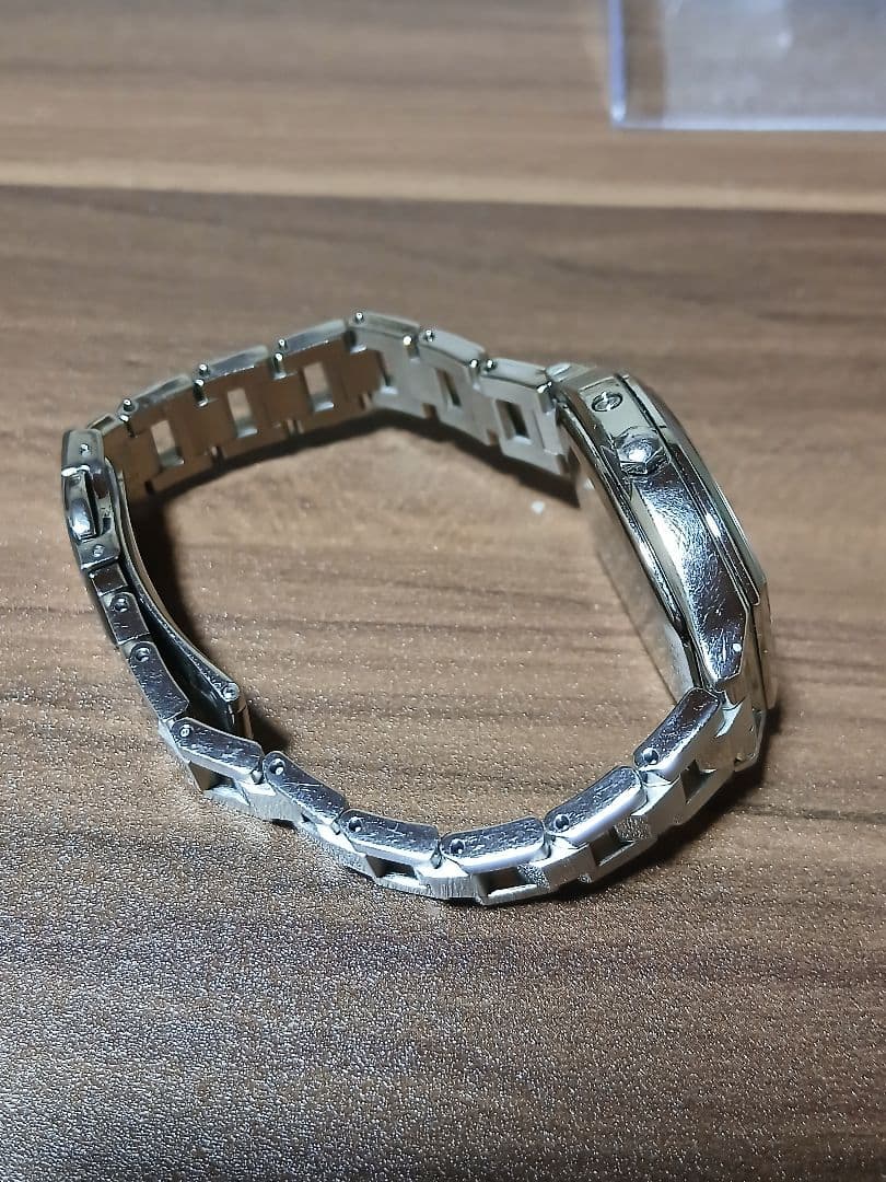 SEIKO ルキア　O.H.済み電波ソーラー時計　磨き済みの美品