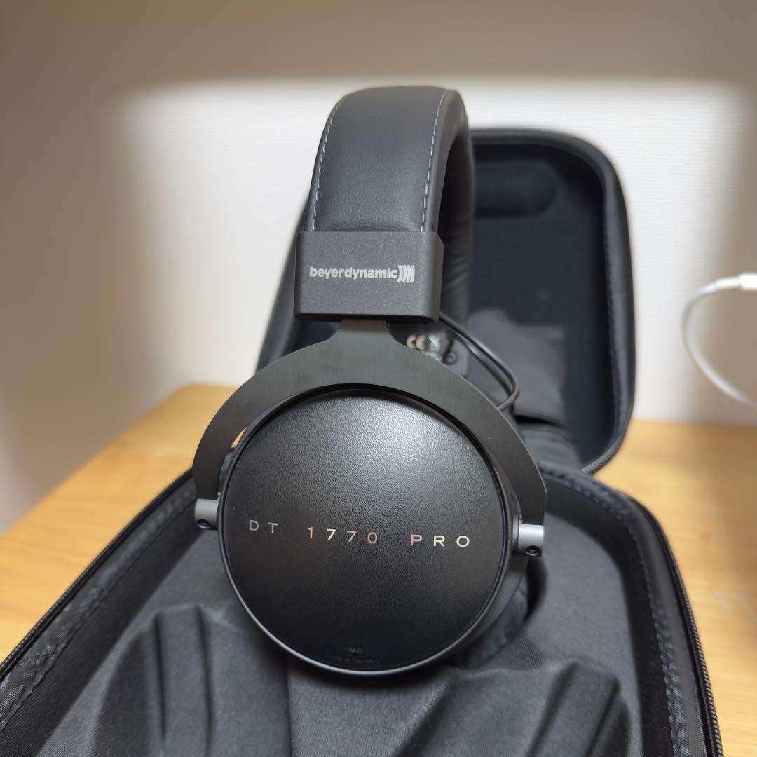 ヘッドホン Beyerdynamic DT1770PRO