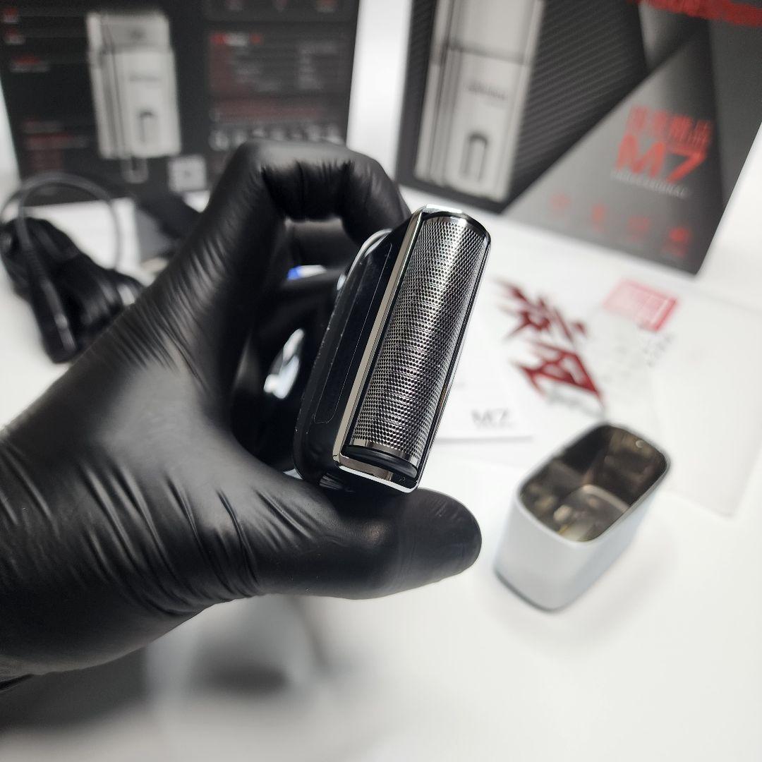 MADESHOW M7 メンズ電気シェーバー シルバー　1台