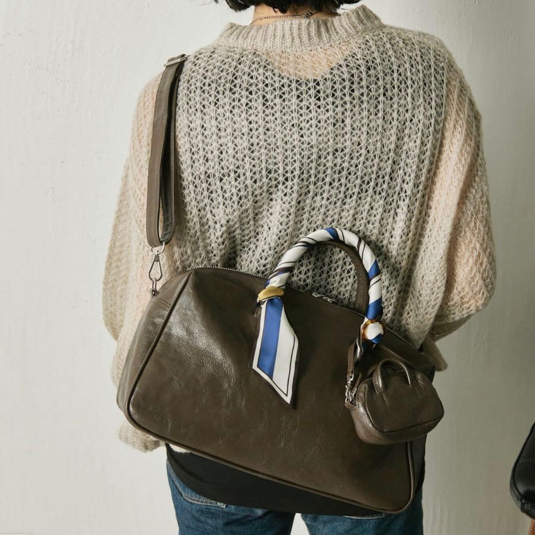 ear PAPILLONNER バッグ型チャーム付セットボストンバッグ です♩