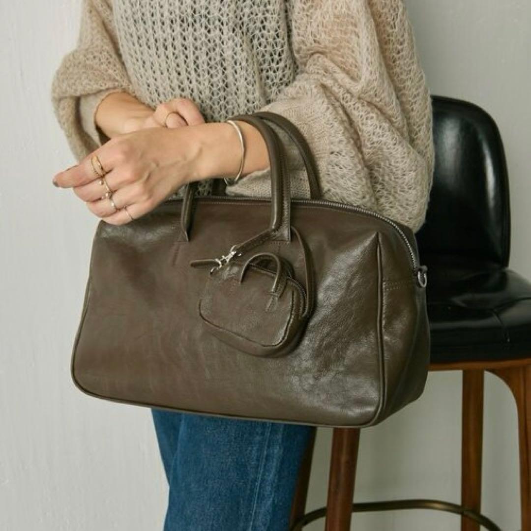 ear PAPILLONNER バッグ型チャーム付セットボストンバッグ です♩