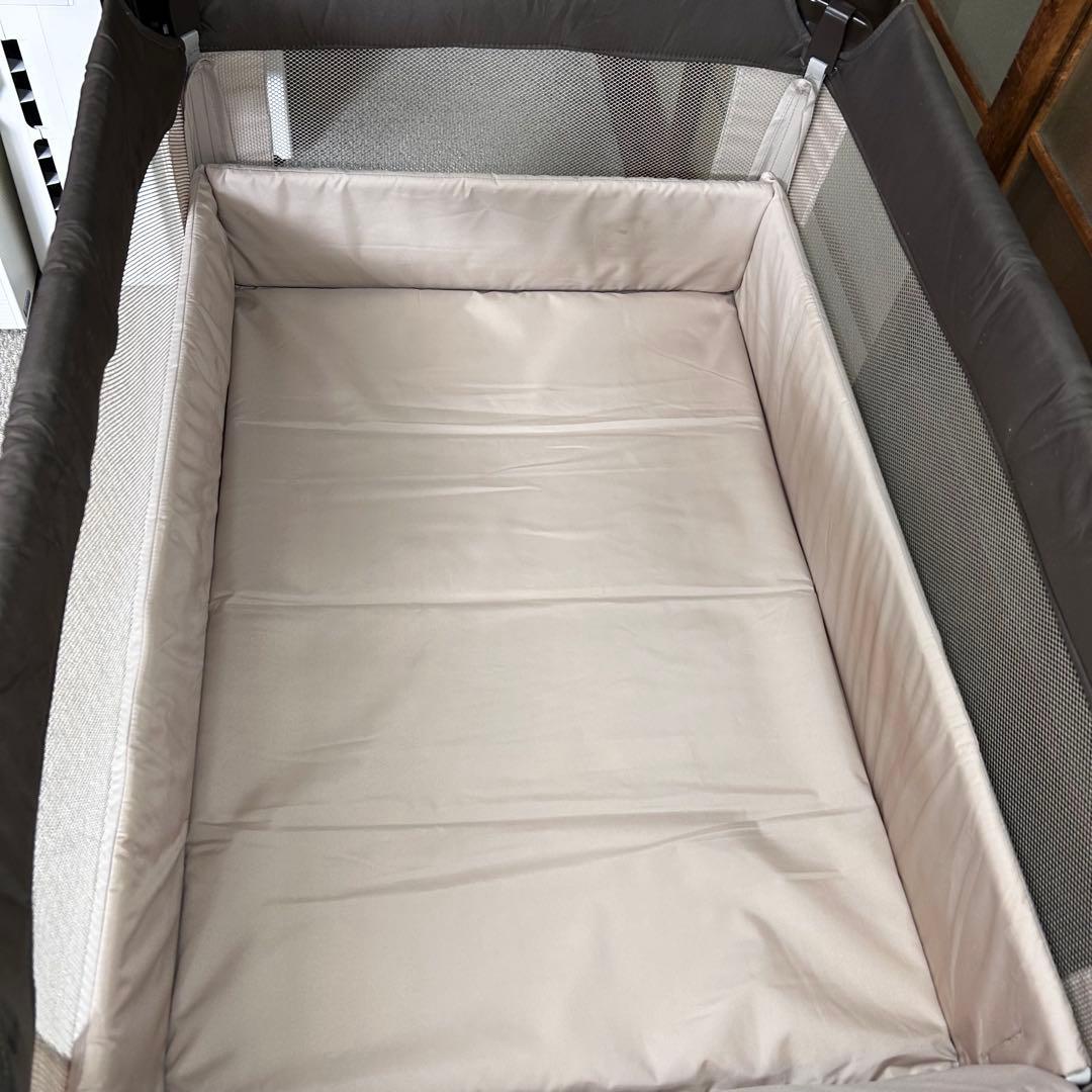 アップリカ ココネル　ココア ベビーベッド 出産準備 新生児