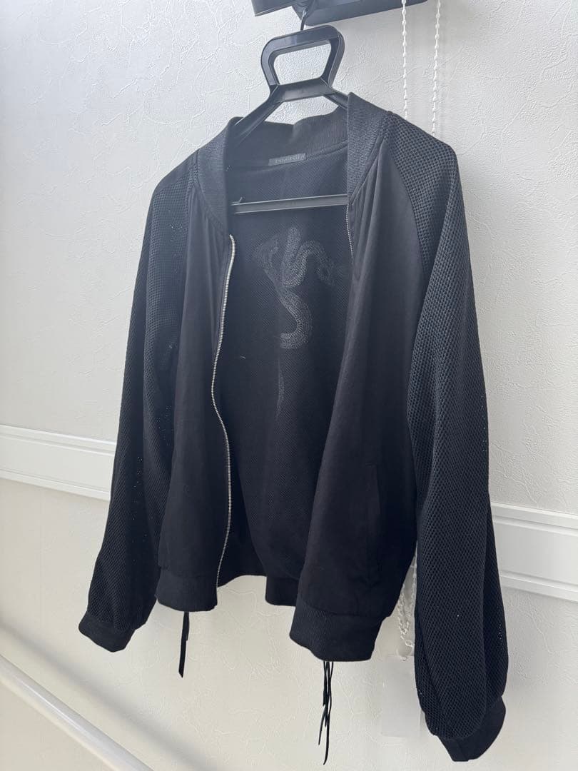 ケムリ　スカジャン