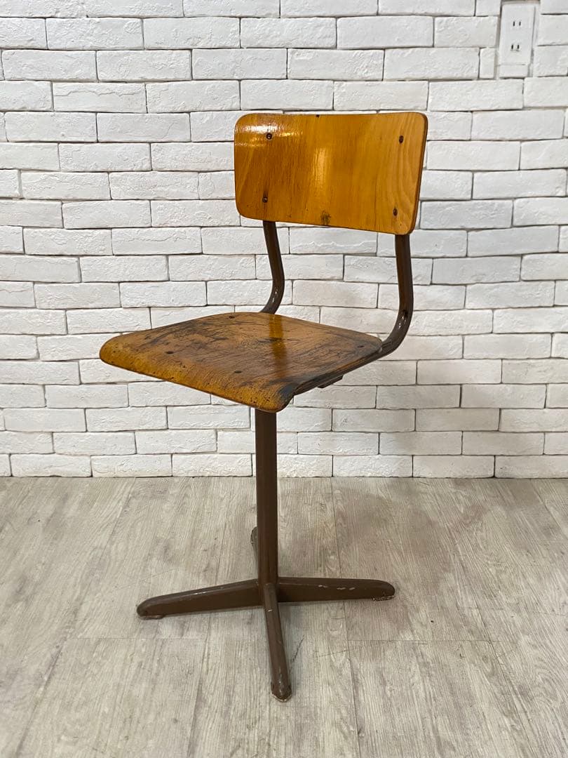 【東京都内23区配送無料】ドイツビンテージ　ハイスツール　プライウッド　チェア