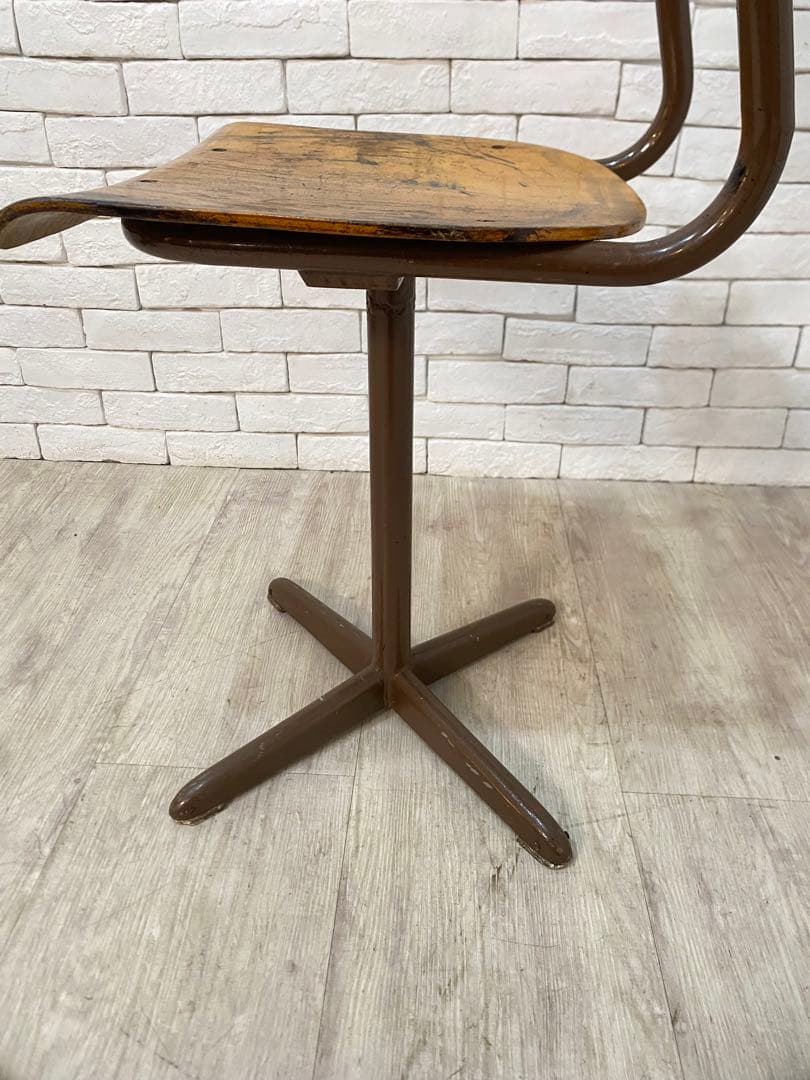 【東京都内23区配送無料】ドイツビンテージ　ハイスツール　プライウッド　チェア