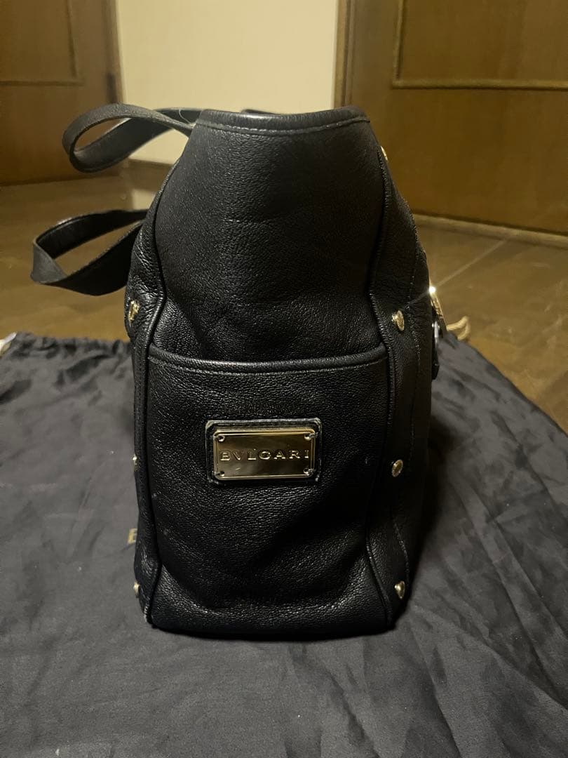 BVLGARI ブラックレザー ハンドバッグ